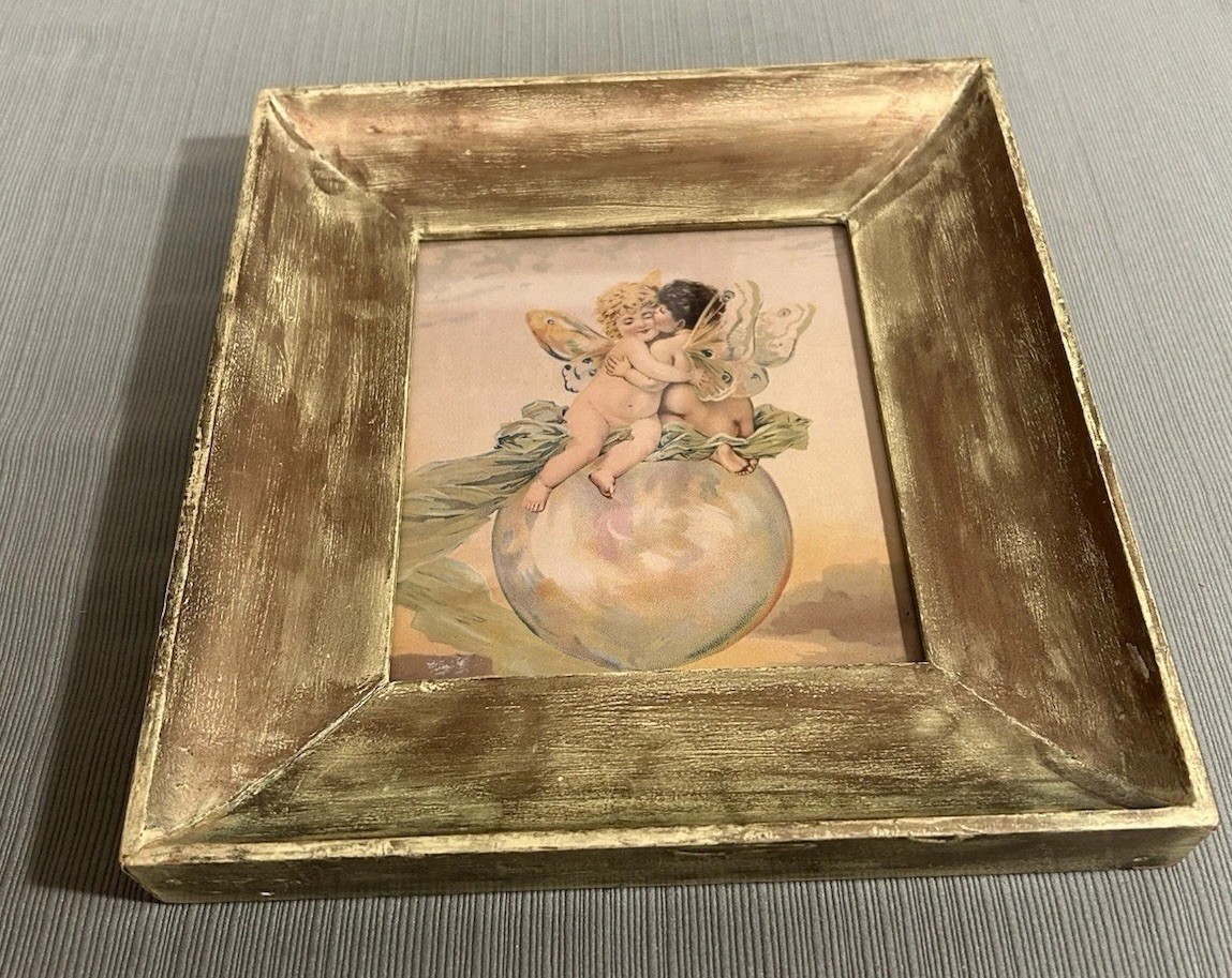 Cherubs Kiss by Wilhelm Johannes Martens 10×9 Art In Gold Tone Frame Wire Hanger