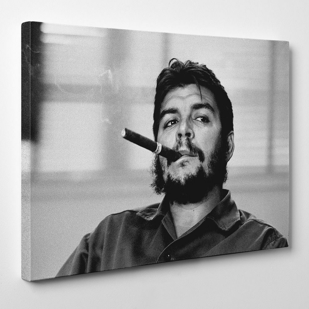 Che Guevara With Cigar – Framed Canvas Art Print – Revolutionary Argentine
