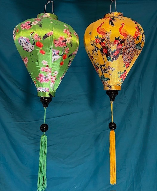 2pc 18″ AUTHENTIC VIETNAMESE SILK LANTERN — Garlic Umbrella