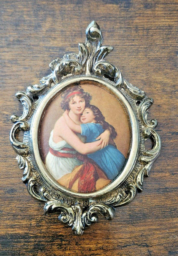 Ornate Italian Silk Print Framed Brass Mother Daughter 6in Wall Hanging Vtg Gold