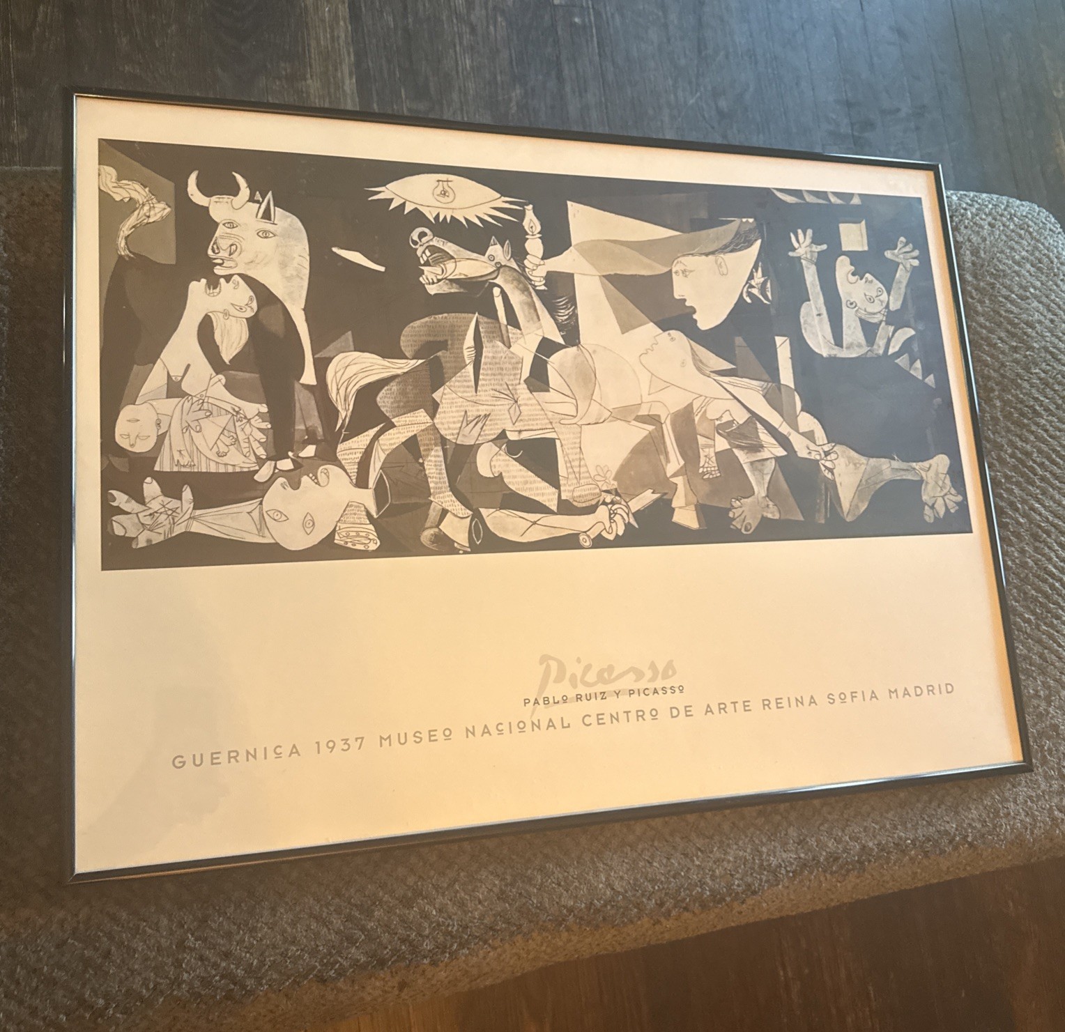 Vtg Pablo Picasso Guernica 1937 Museum Poster Framed Print 22×30 Wall Art