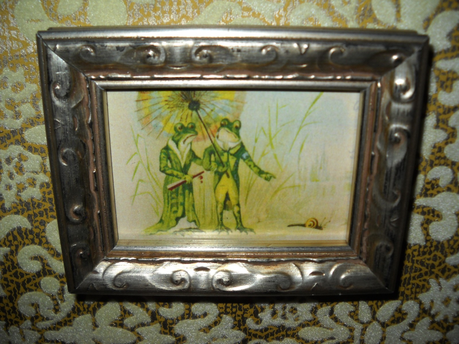 DRESSED FROGS WALK small 2 1/2 X 3 1/2 silver frame Victorian style animal print