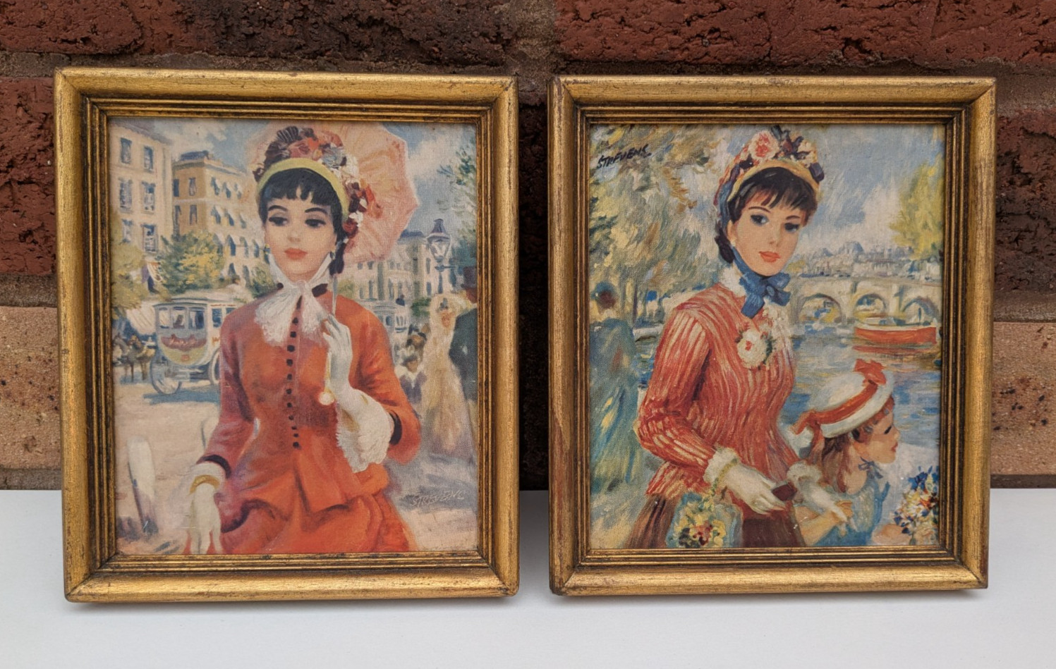 Vintage Art Prints x 2 Portraits Gold Frames Size 16 x 14 cm
