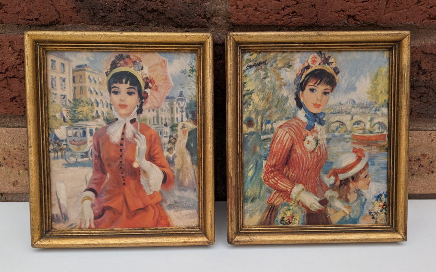 Vintage Art Prints x 2 Portraits Gold Frames Size 16 x 14 cm