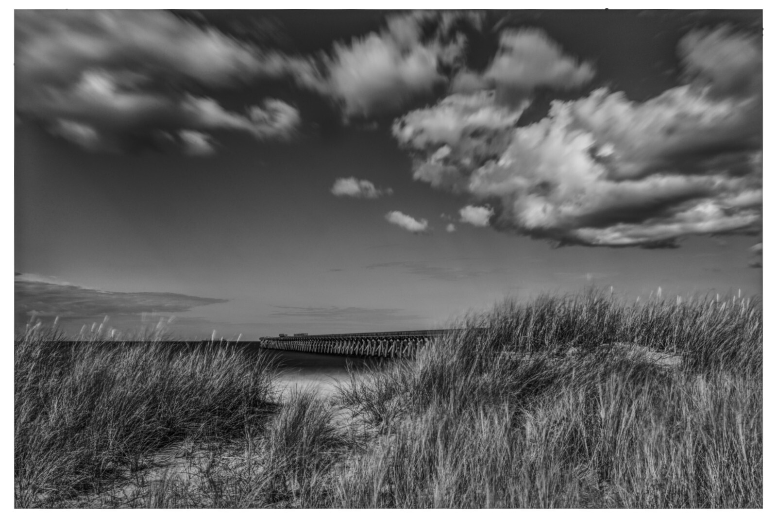 STEETLEY PIER, HARTLEPOOL, NORTH EAST COAST, UK – 30″ x 20″ CANVAS – BW SEASCAPE