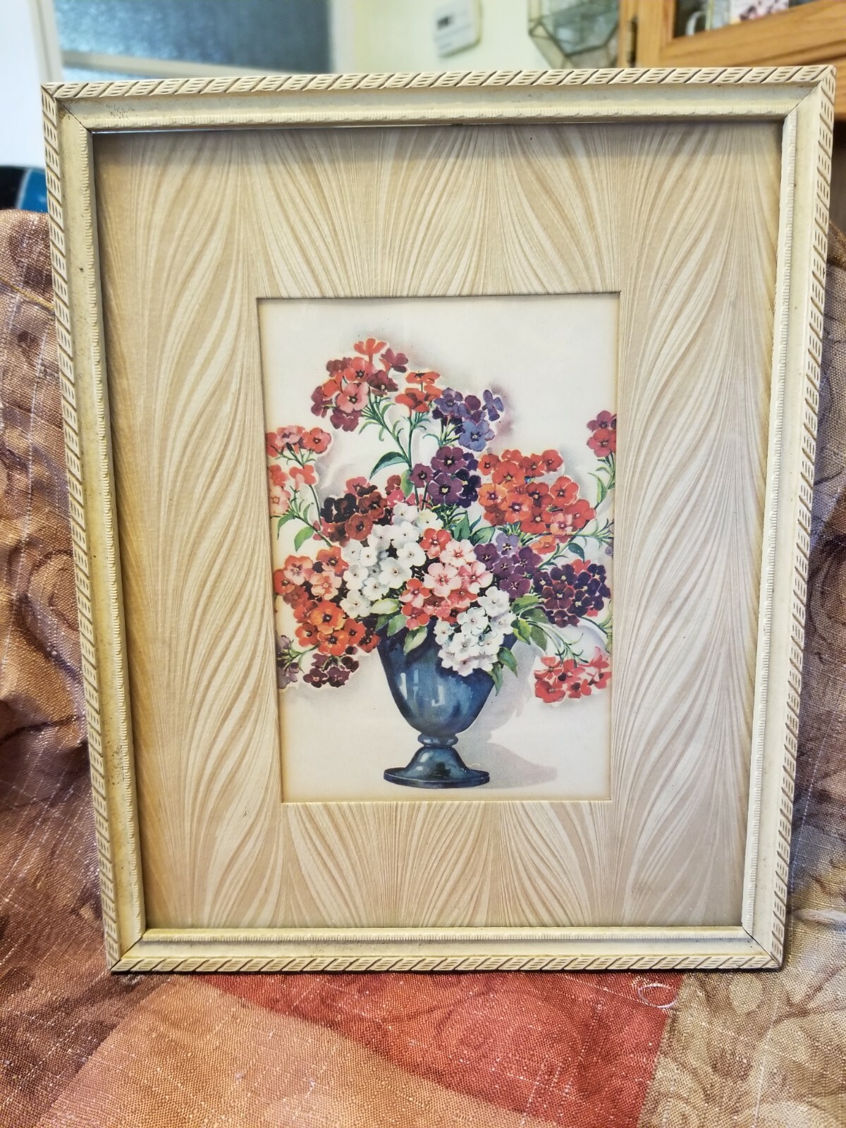 Vintage Flower Print In An Off White Plastic Frame 10 3/4″ x 8 3/4″