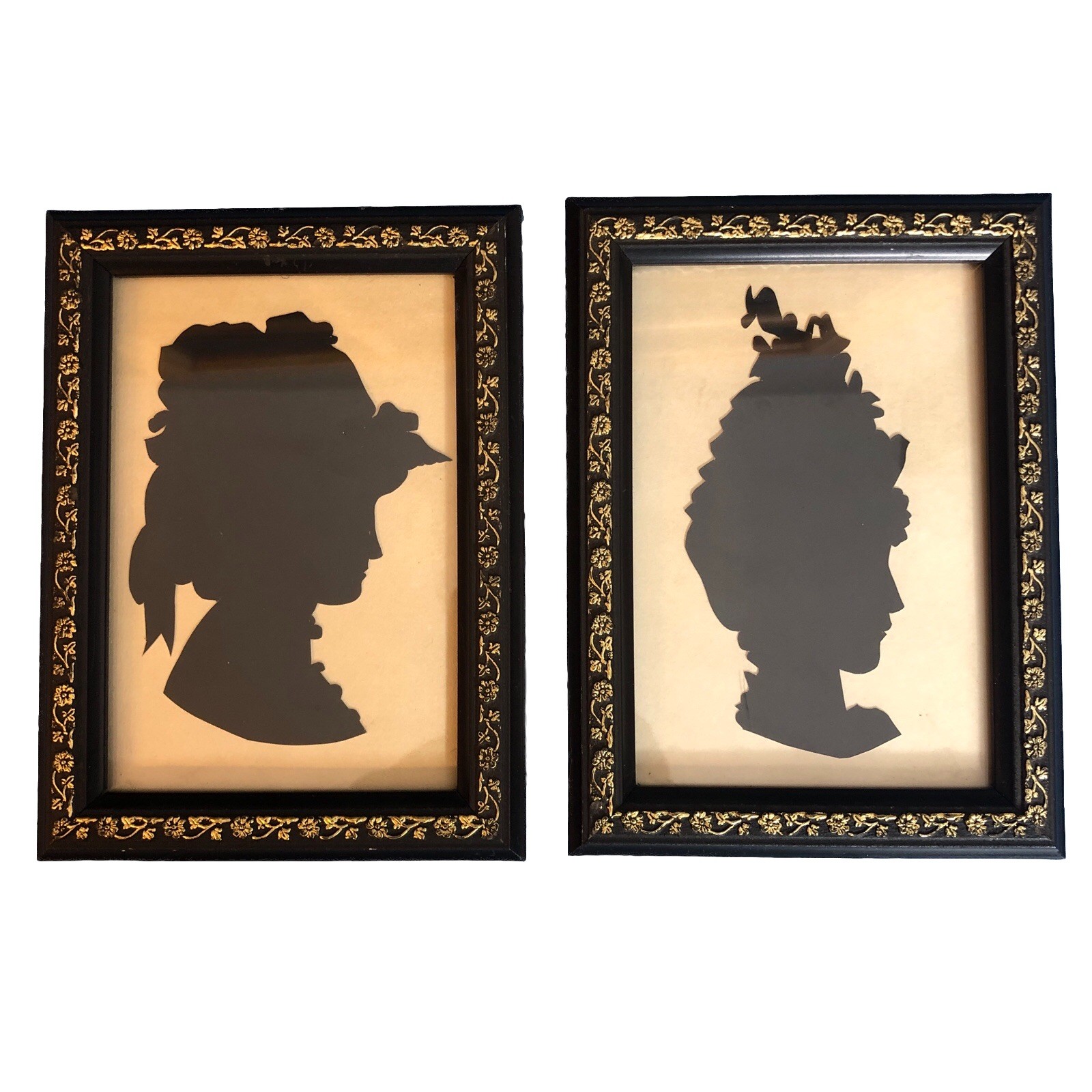 Set of 2 Plastic Silhouette Framed 5.75×4.25 in. Girls Bonnet Hats Hangers Stand