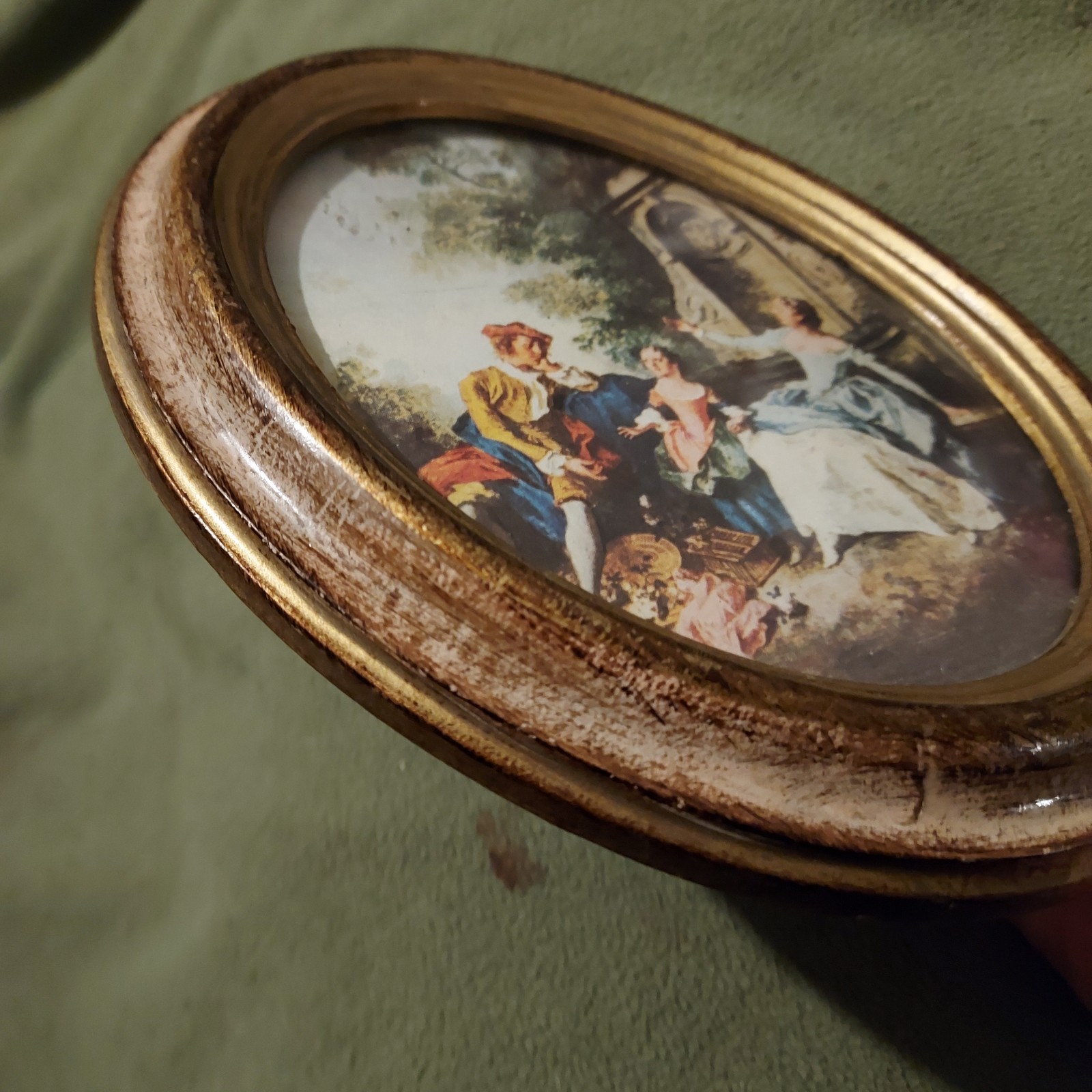 Vtg Romantic Couple Print Italy, Small Oval Resin Frame Victorian Farmhouse